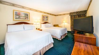 Hampton Inn Gaffney - image 12