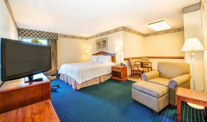 Hampton Inn Gaffney - image 14