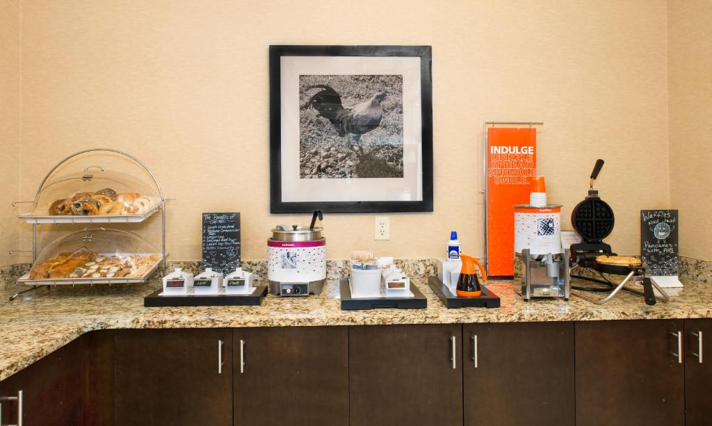 Hampton Inn Gaffney - image 4