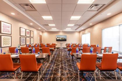 Holiday Inn Express & Suites Gainesville - Lake Lanier Area an IHG Hotel - image 12