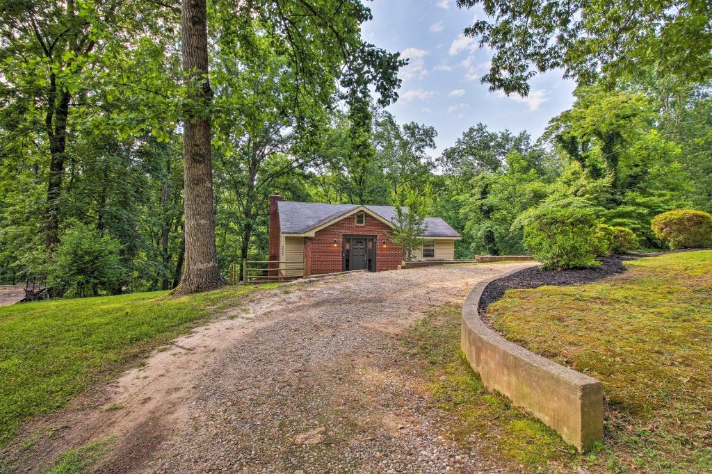 Spacious Gainesville Home with Dock on Lake Lanier! - image 3