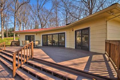 Lake Lanier Home with Dock Boat Parking and Grill! - image 2