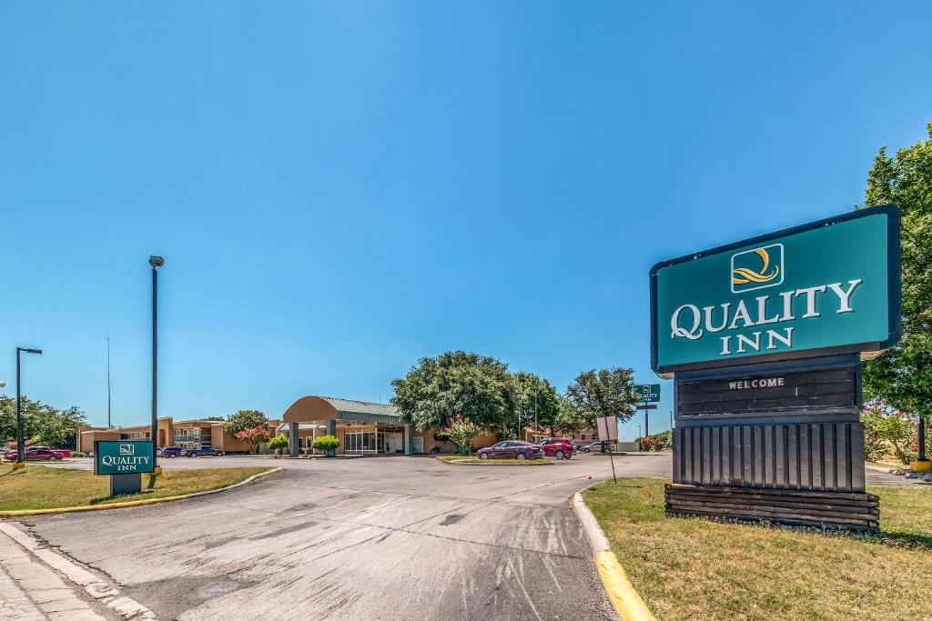 Quality Inn Gainesville - main image