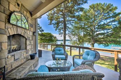 Gainesville Lake Getaway with 2-Story Dock! - image 1