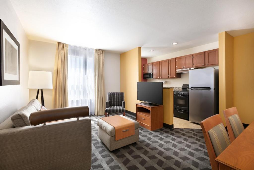 TownePlace Suites Gaithersburg - main image