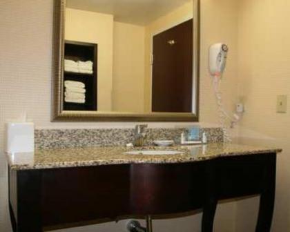 Hampton Inn Galax - image 11