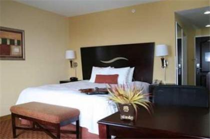 Hampton Inn Galax - image 8