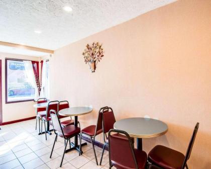 Rodeway Inn Galax Highway 58 - image 11