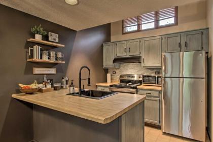 Lovely Townhome with Loft 4 Mi to Lake Galena! - image 12