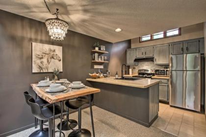 Lovely Townhome with Loft 4 Mi to Lake Galena! - image 9