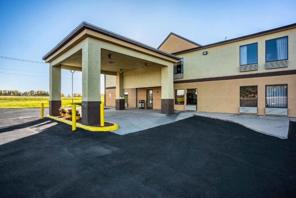 Americas Best Value Inn-Galesburg - main image