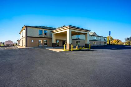 Americas Best Value Inn-Galesburg - image 15