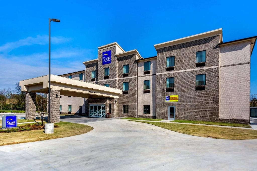 Sleep Inn & Suites Gallatin - main image