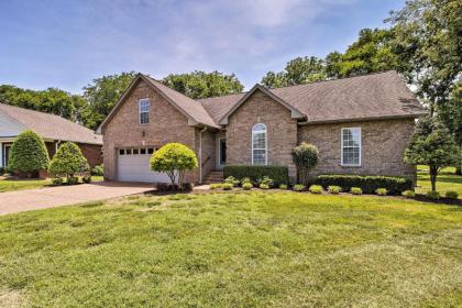 Gallatin House on Long Hollow Golf Course! - image 4