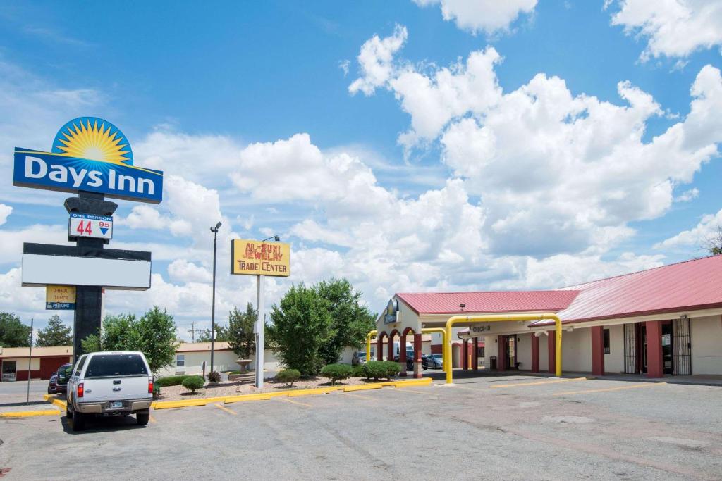 Days Inn by Wyndham Gallup - main image