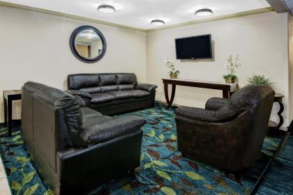 Candlewood Suites Galveston an IHG Hotel - image 4