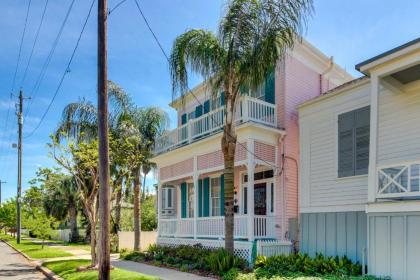 Galveston Victorian House - image 2