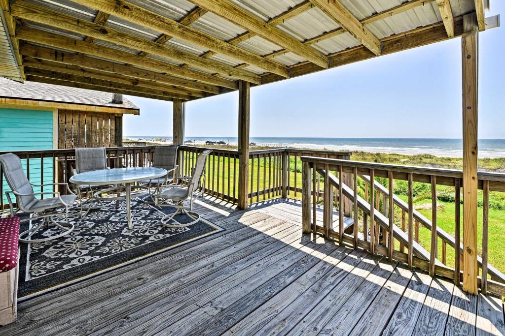 Galveston Beach House with Private Deck and Gulf Views - main image