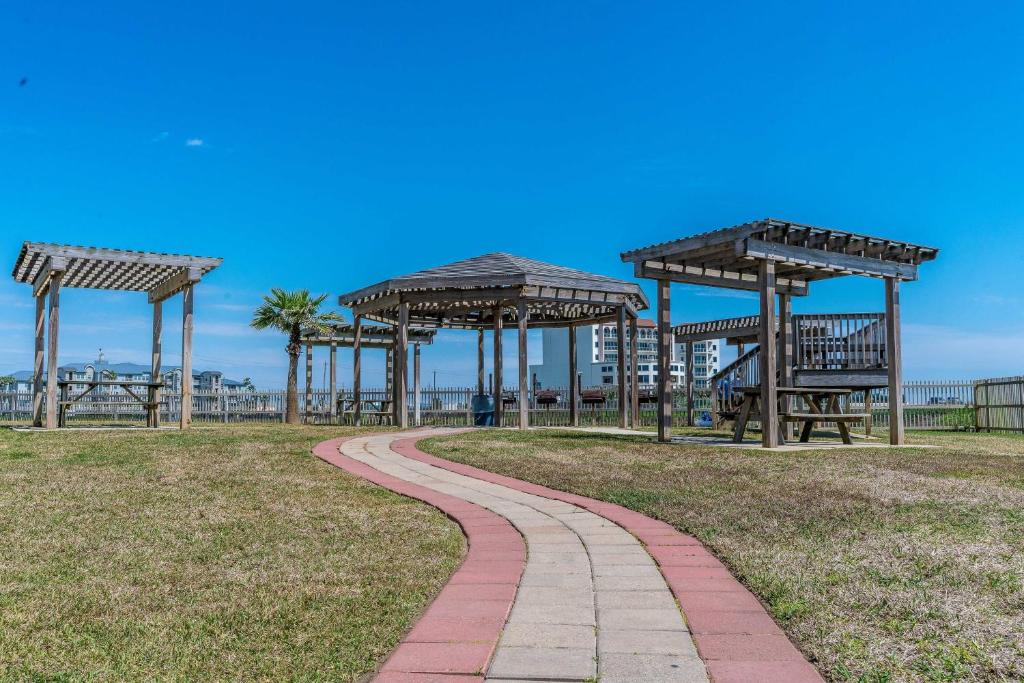 Beachside Retreat Great 22 at Seascape with Stunning views of the Gulf - image 5