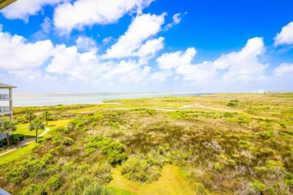 Beautiful two bedroom with bay views in the lovely Pointe West Resort Galveston