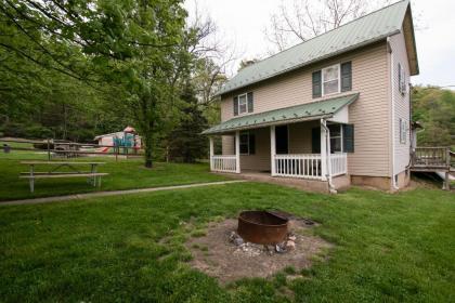 Spring Gulch Country House 9 Gap Pennsylvania