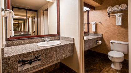 Best Western Plus Humboldt House Inn - image 15