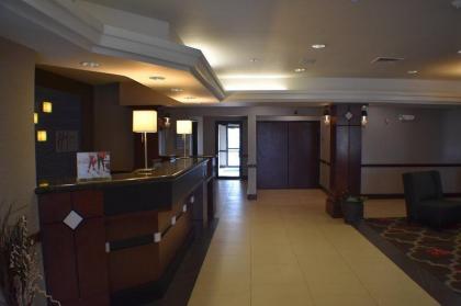 Holiday Inn Express Hotel & Suites Garden City - image 5