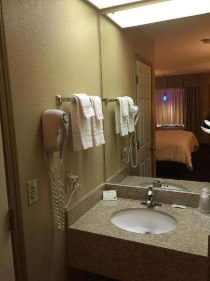 Americas Best Value Inn - Garden City - image 13