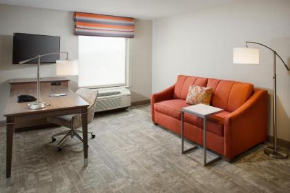 Hampton Inn by Hilton Garden City Long Island - image 8