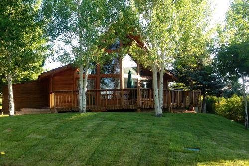 Aspen Hideaway Cabin - main image