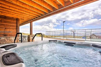 Cabin with Beach Access Sport Court Hot tub and View Garden City Utah