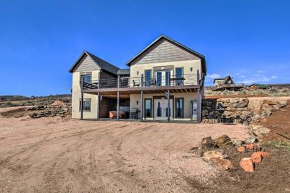 Spacious Home with Mtn Views 2 Mi to Bear Lake