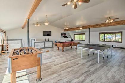 Breathtaking Bear Lake Escape with Game Room! - image 14