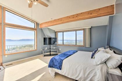 Breathtaking Bear Lake Escape with Game Room! - image 16