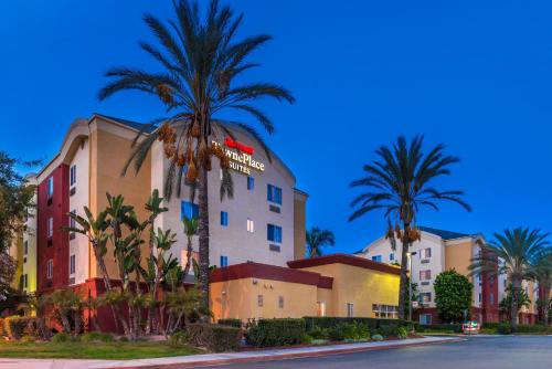 TownePlace Suites by Marriott Anaheim Maingate Near Angel Stadium - main image