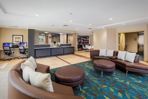 Candlewood Suites Anaheim - Resort Area an IHG Hotel - image 4