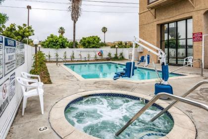 Motel 6-Gardena CA - South - image 10