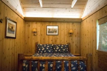 Silver Gate Lodging - image 7