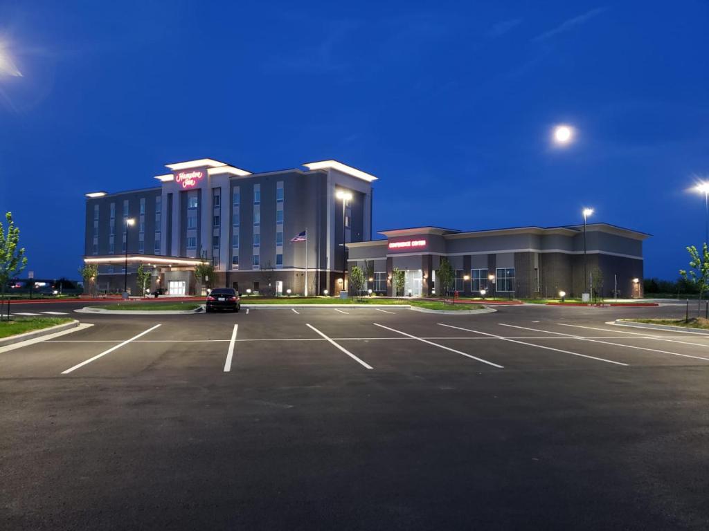 Hampton Inn Gardner - main image