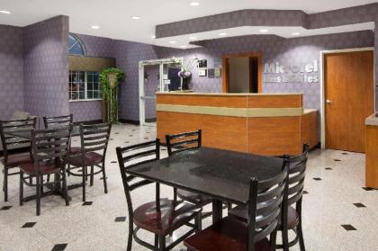 Microtel Inn & Suites by Wyndham Garland/Dallas - image 6