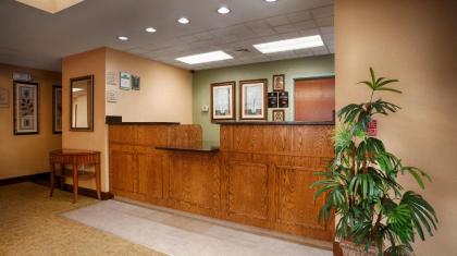 Best Western Plus Edison Inn - image 5