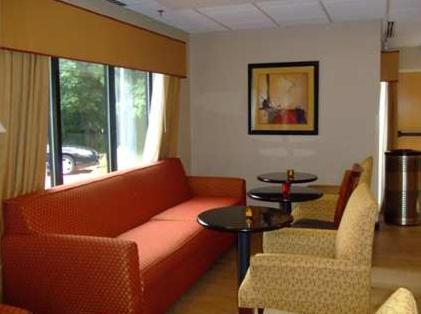 Hampton Inn Raleigh/Garner - image 2