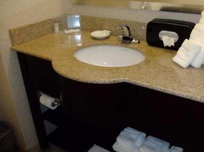 Hampton Inn Raleigh/Garner - image 7