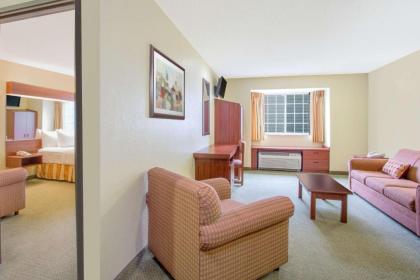 Microtel Inn and Suites Gassaway - image 13