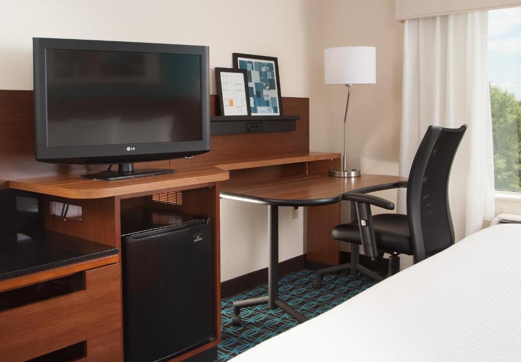 Fairfield Inn Charlotte Gastonia - image 6