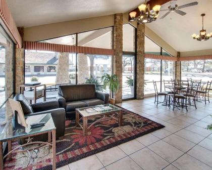 Rodeway Inn Gatesville - image 12