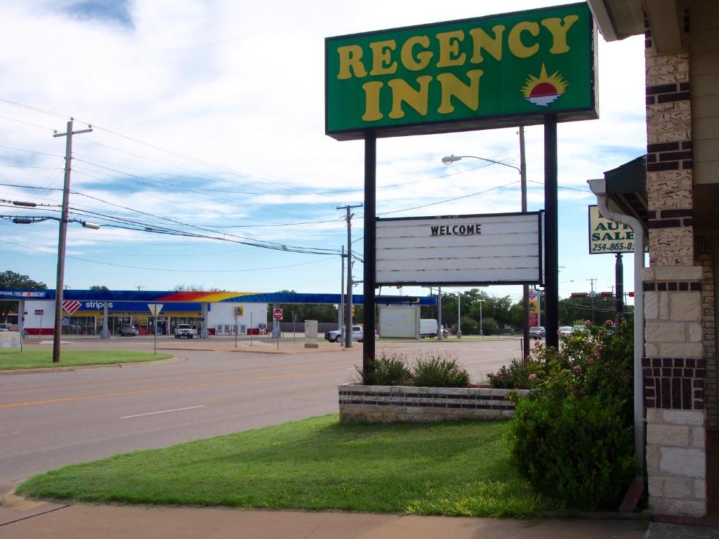 Regency Inn - main image