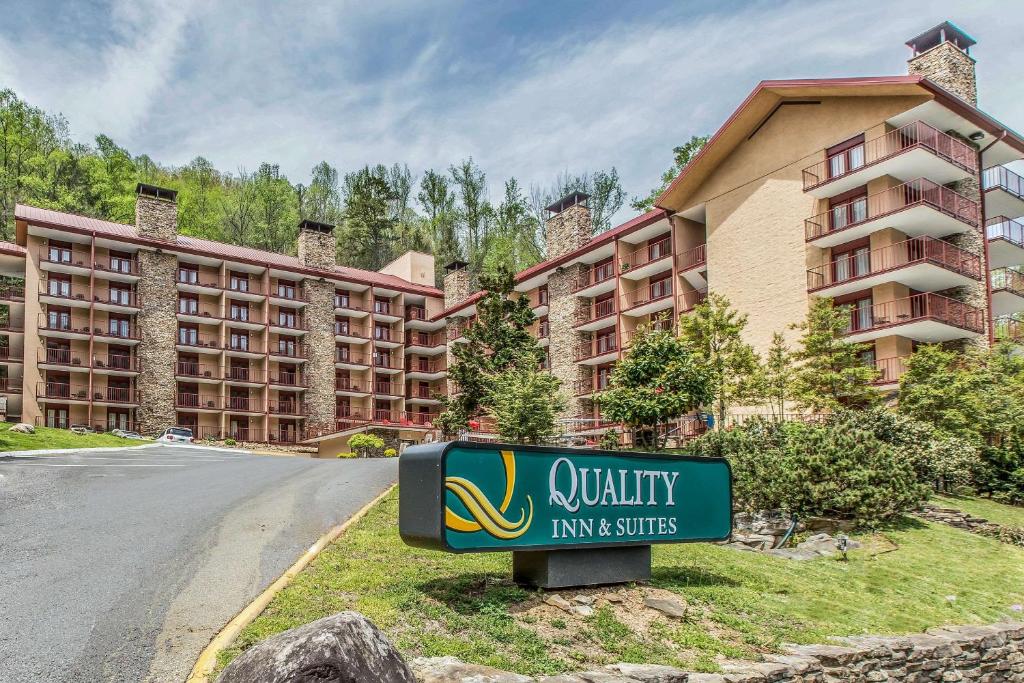 Quality Inn & Suites Gatlinburg - main image