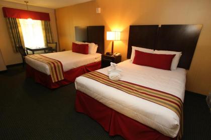 Black Bear Inn & Suites - image 3