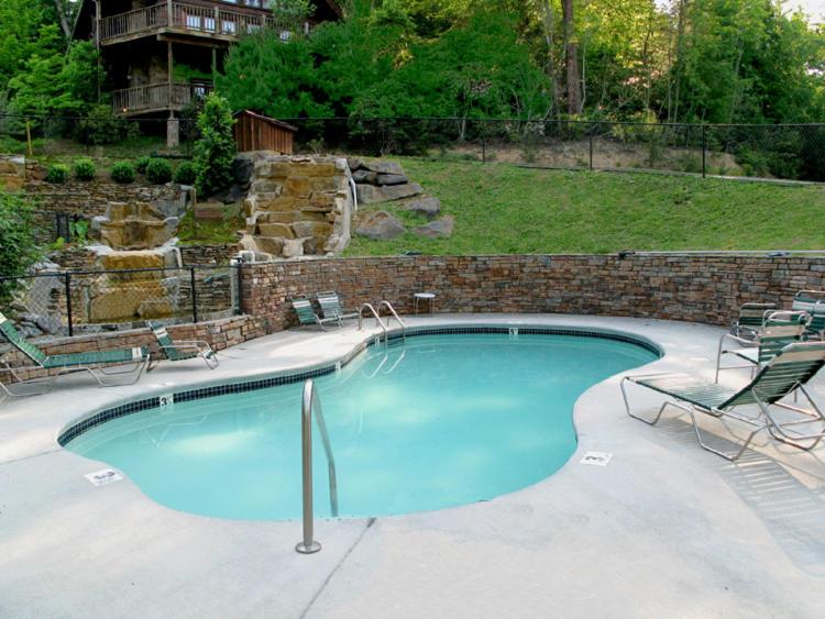 Mountain Dreams 4 Bedrooms Sleeps 11 Pool Access Game Room Hot Tub - image 2